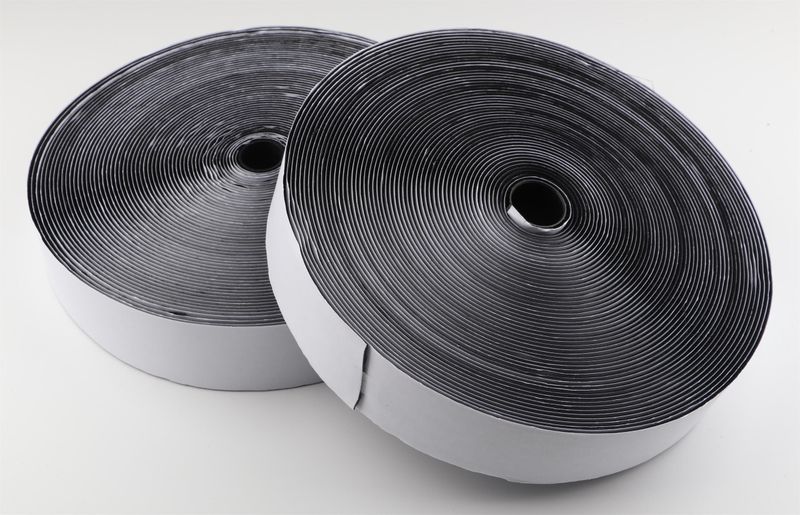 Kagu Borrelås m/tape 50mm x 25m, Sort