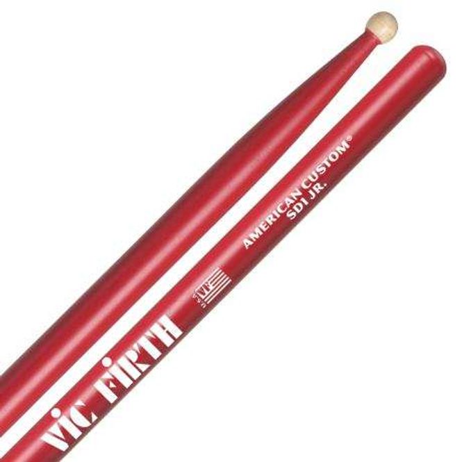 Hovedbilde Vic Firth American Custom SD1JR, Rød, Trommestikker