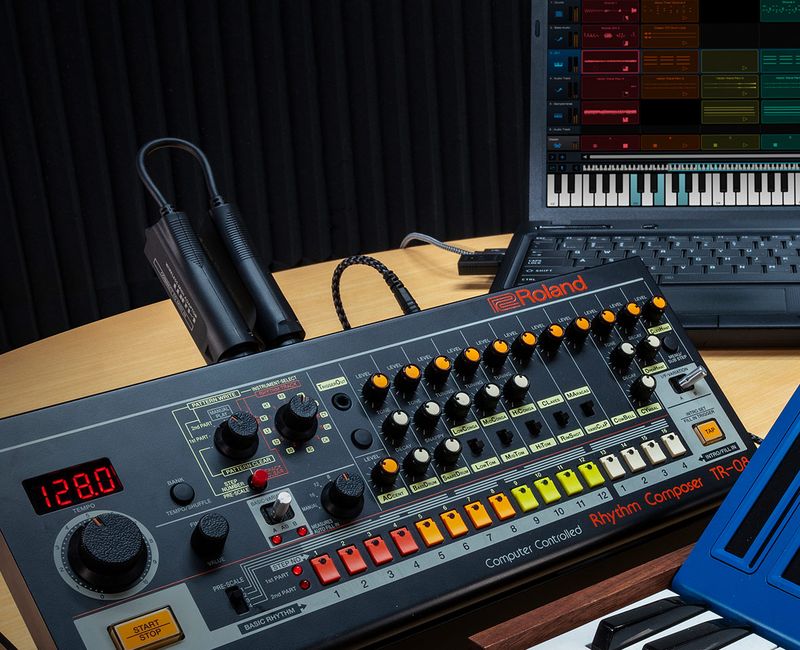 Roland WM-1 Trådløst MIDI Interface, Bluetooth IOS