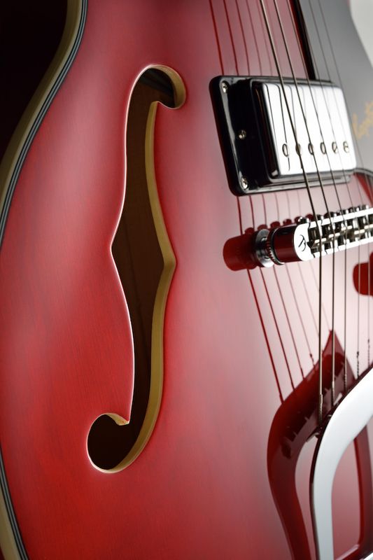 Hagström Alvar Wild Cherry Transparent