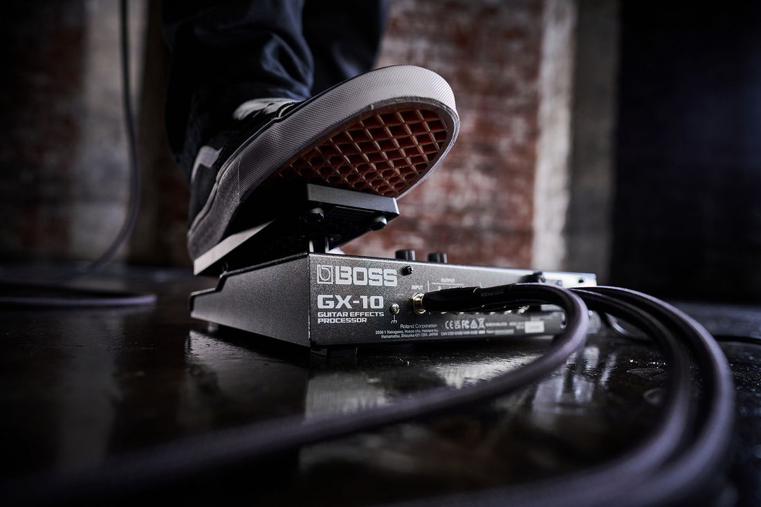 Boss GX-10 Gitar/Bass Effekt Prosessor