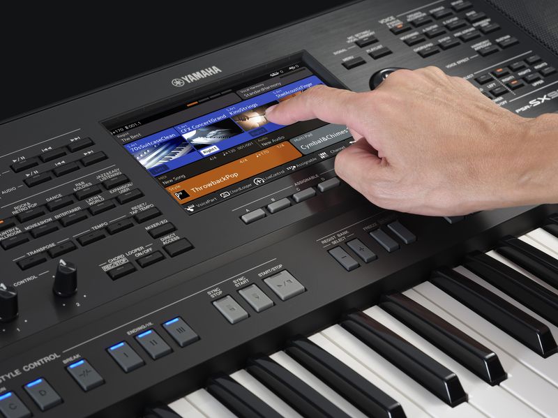 Yamaha PSR-SX920 Arranger Keyboard