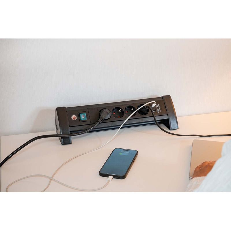 Brennenstuhl Premium Office Line Plus 4-veis m/USB-C PD 30W, USB-A 18W, 1,8m kabel