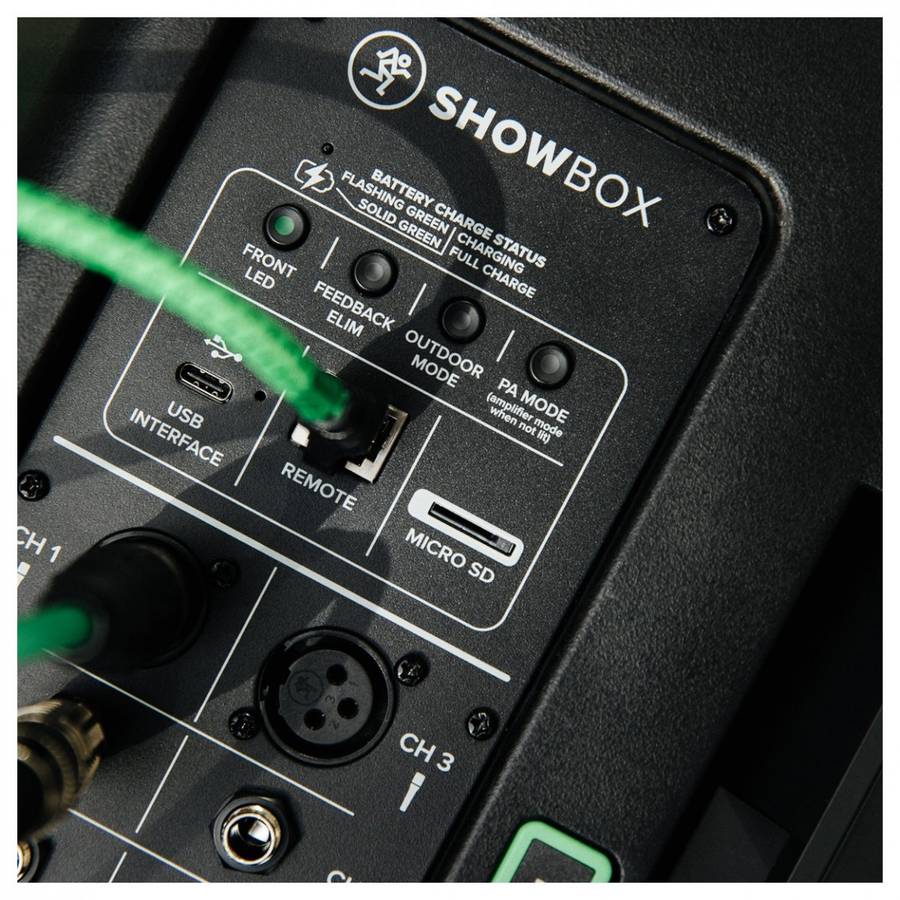 Mackie ShowBox -Alt-i-ett- 400W høyttaler m/batteri, 6-kanals mikser og bluetooth
